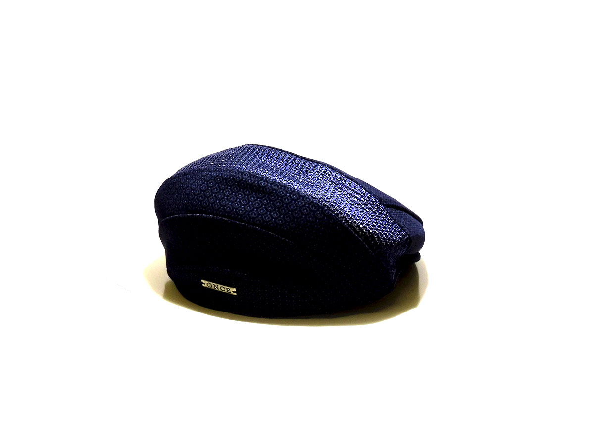 Hat particular