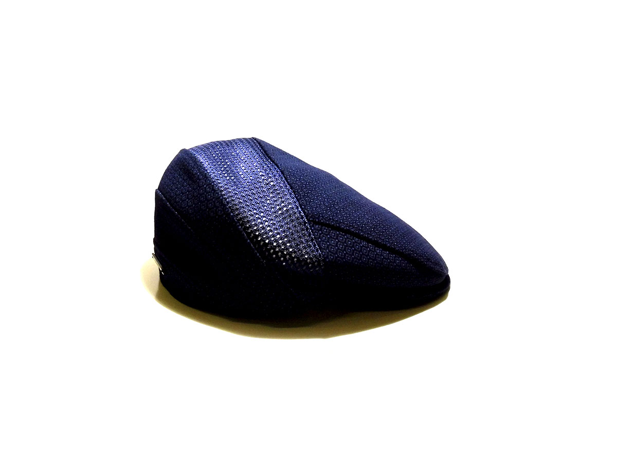 Hat particular