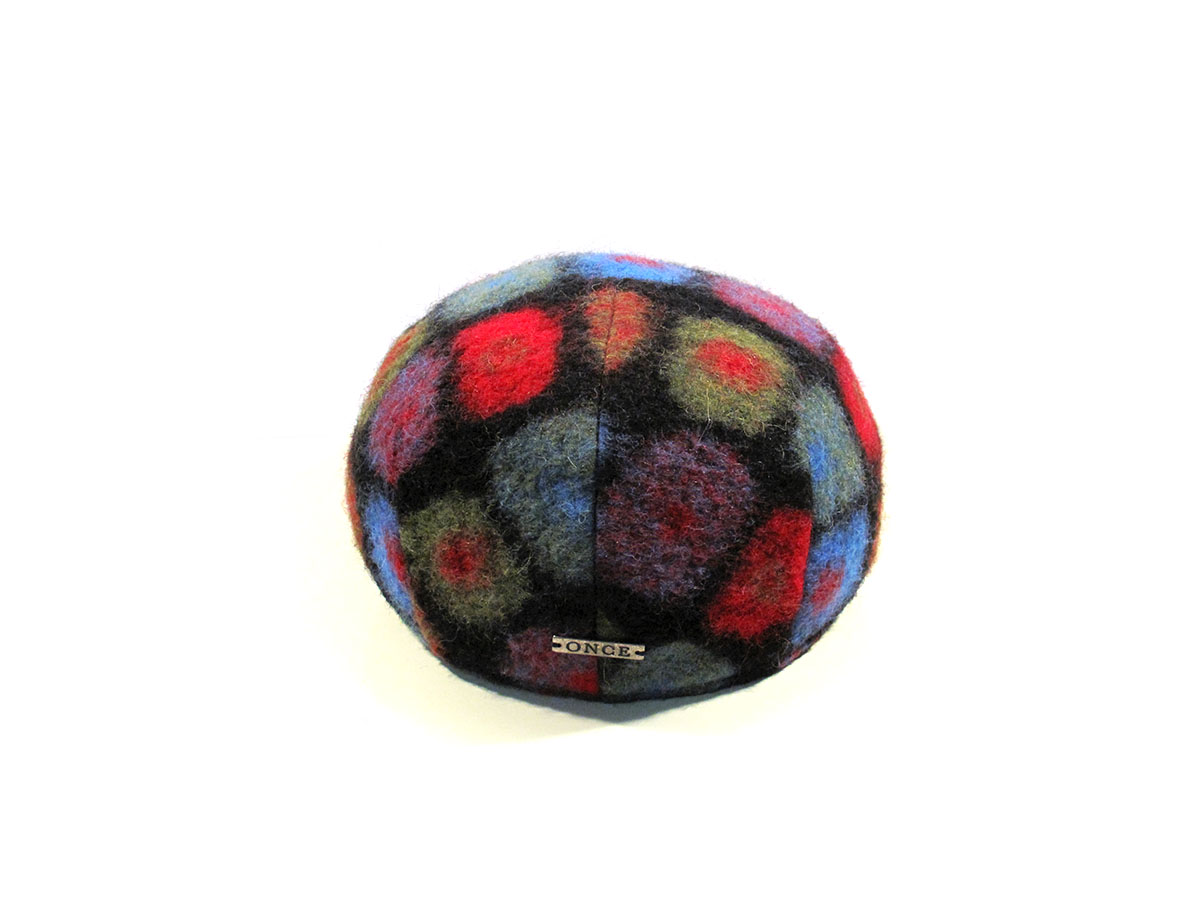 Hat particular