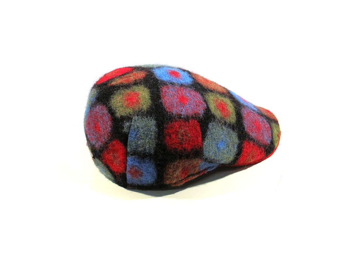 Hat particular