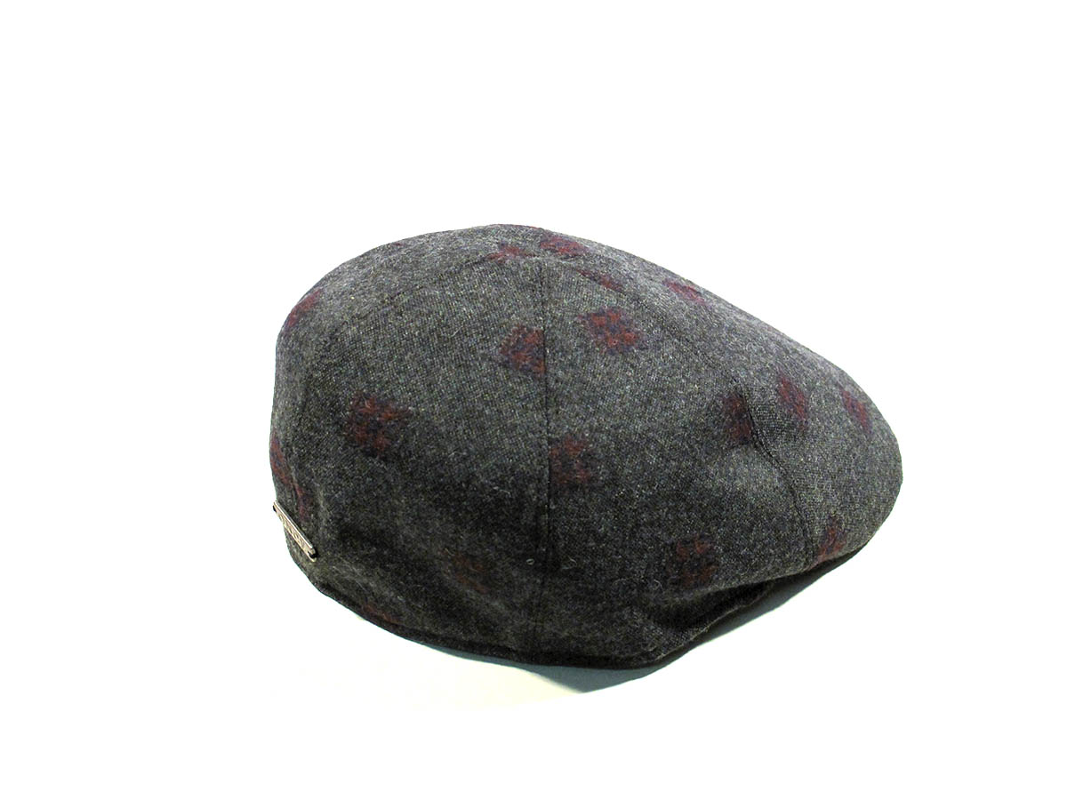 Particolare cappello